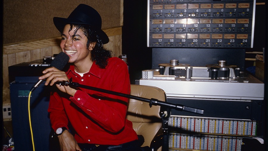 Michael Jackson 迈克尔·杰克逊 – Bad 25周年庆典纪录片 (2013) 1080P蓝光原盘 [BDMV 40.1G]Blu-ray、欧美演唱会、蓝光演唱会4