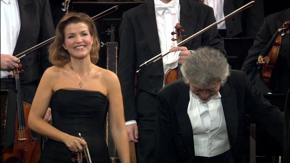 卡拉扬纪念音乐会 Karajan Memorial Concert (Seiji Ozawa & Anne-Sophie Mutter) 1080P蓝光原盘 [BDMV 22.9G]Blu-ray、古典音乐会、蓝光演唱会4