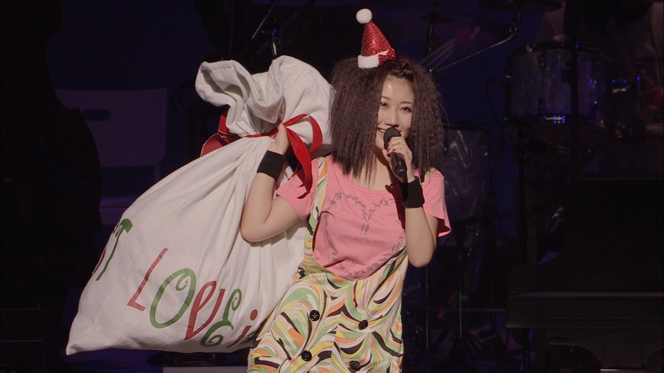 大塚愛/LOVE is BEST Tour 2009 FINALスペシャルライヴ Amazon.co.jp: 大塚 愛 LOVE is BEST Tour 2009 FINAL(Blu-ray Disc