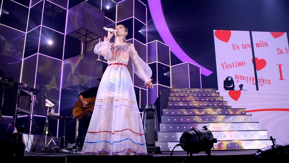 西野加奈 (西野カナ, Kana Nishino) – LOVE it Tour～10th Anniversary～(2018) 1080P蓝光原盘 [BDISO 33.4G]Blu-ray、日本演唱会、蓝光演唱会8