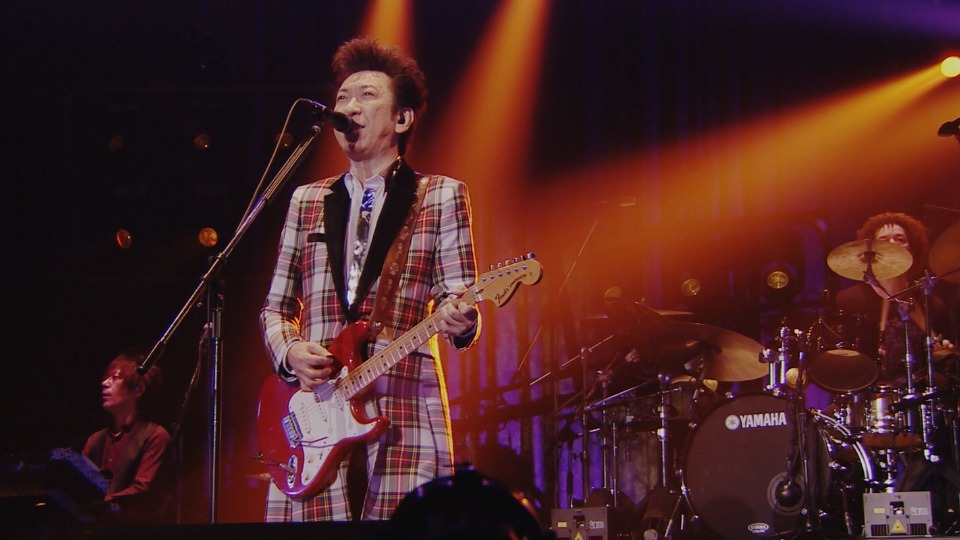 布袋寅泰– Hotei Paradox Tour 2017 The Final ~Rock'n Roll