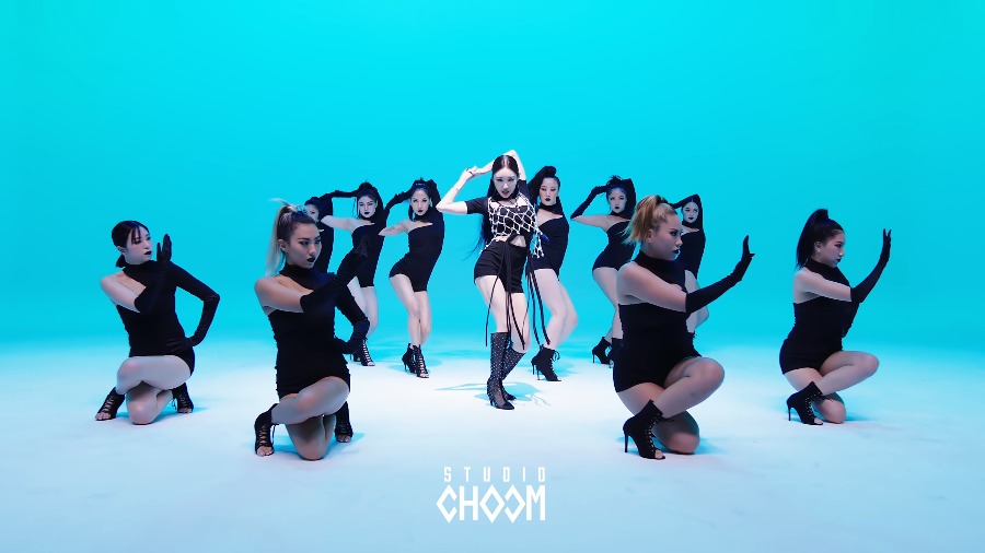 [4K] CHUNG HA – Stay Tonight [Studio CHOOM] (舞蹈版) (官方MV) [2160P 351M]