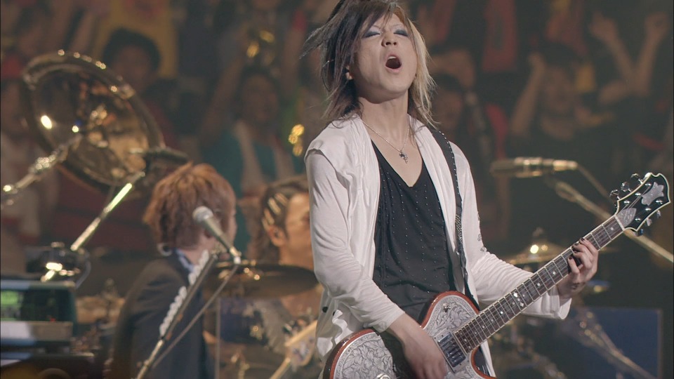 GLAY – GLAY HIGHCOMMUNICATIONS TOUR 2011-2012 RED MOON