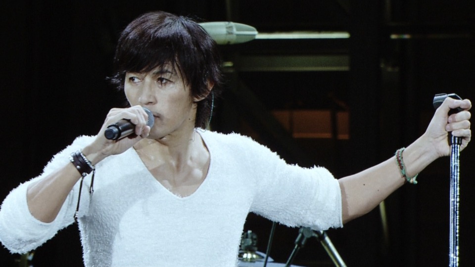 B´z – LIVE-GYM 2011 -C′mon- (2012) 1080P蓝光原盘 [BDISO 44.6G]Blu-ray、Blu-ray、摇滚演唱会、日本演唱会、蓝光演唱会2