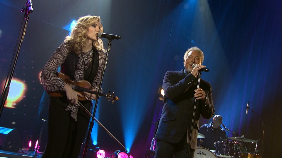 Tom Jones 汤姆·琼斯 Live on Soundstage (2017) 1080P蓝光原盘 [BDMV 21.9G] 哆咪影音