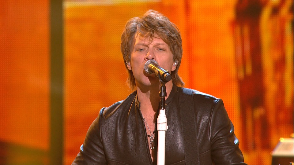 格莱美现场 : Bon Jovi & Jennifer Nettles – We Weren′t Born To Follow, Who Says You Can′t Go Home, Livin′ On A Prayer (52nd Grammy Awards) [HDTV 1.89G]