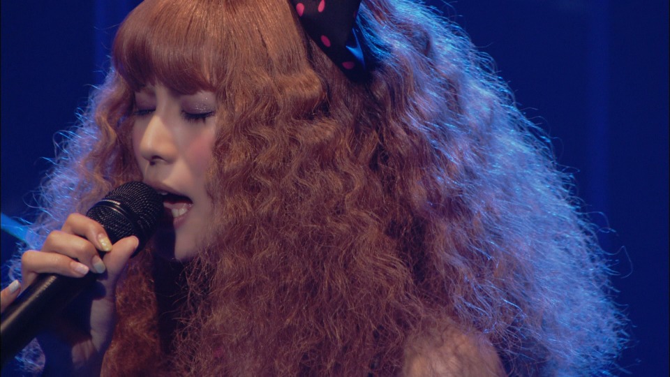 Amazon.co.jp: Kou Shibasaki Live Tour 2010~ラブ☆パラ~ [Blu