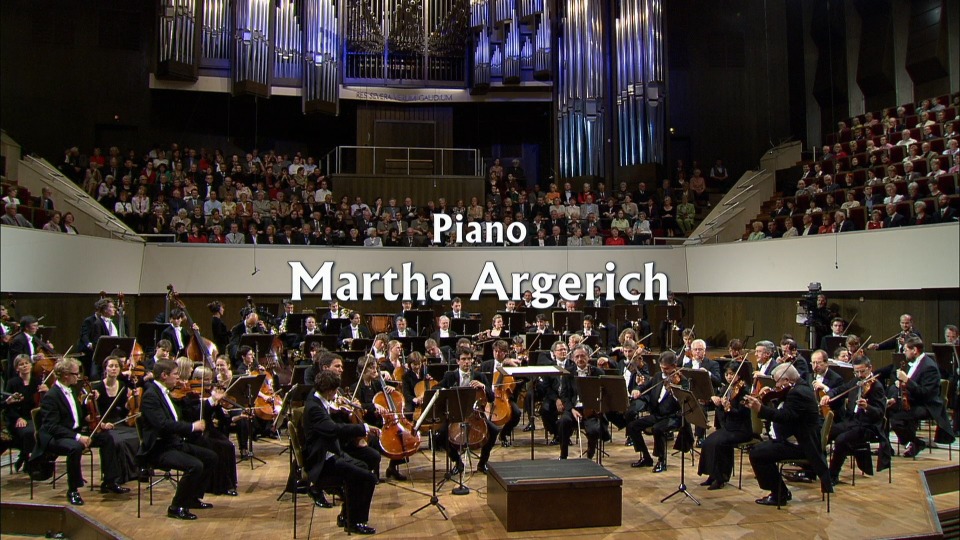 阿格里奇 – 舒曼第四钢琴协奏曲 Schumann : Symphony No. 4 Piano Concerto (Riccardo Chailly, Martha Argerich) (2006) 1080P蓝光原盘 [BDMV 19.4G]Blu-ray、古典音乐会、蓝光演唱会2