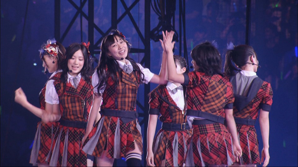 AKB48 – AKB48 in TOKYO DOME ~1830mの夢~ スペシャルBOX [初回限定盤7枚組Blu-ray] (2012) 1080P蓝光原盘 [7BD BDISO 204.5G]Blu-ray、日本演唱会、蓝光演唱会6