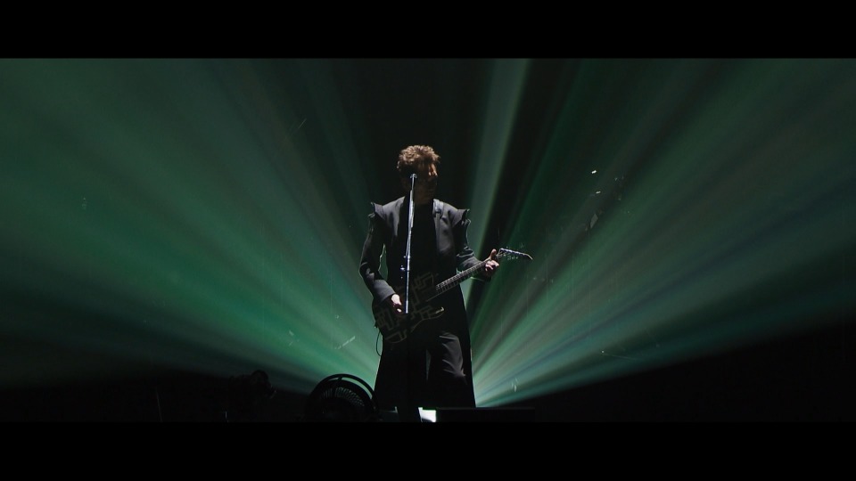 布袋寅泰– GUITARHYTHM LIVE 2016 (2016) 1080P蓝光原盘[BDISO 37.1G