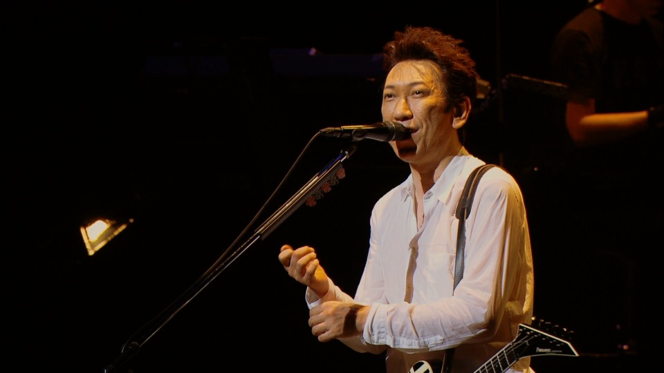 布袋寅泰– Rock′n Roll Revolution Tour (2013) 1080P蓝光原盘