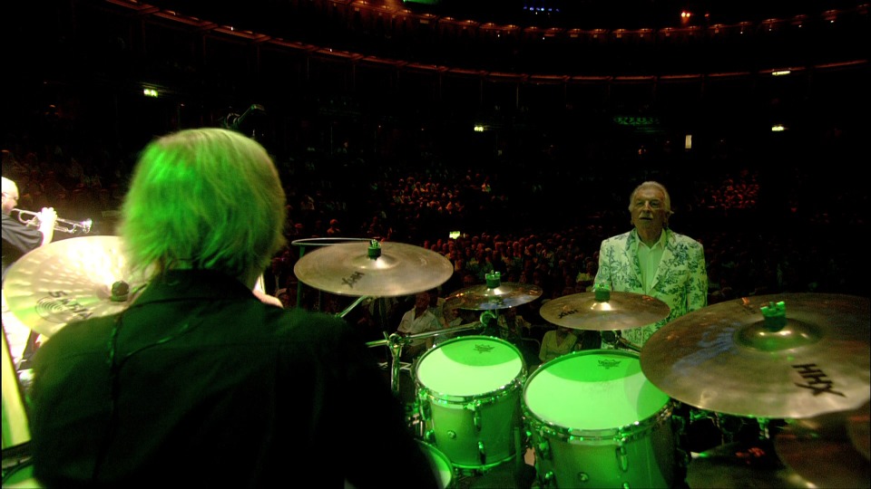 James Last 詹姆斯·拉斯特 – Live At The Royal Albert Hall 皇家阿尔伯特音乐厅演唱会 (2013) 1080P蓝光原盘 [BDMV 37.7G]Blu-ray、欧美演唱会、蓝光演唱会8