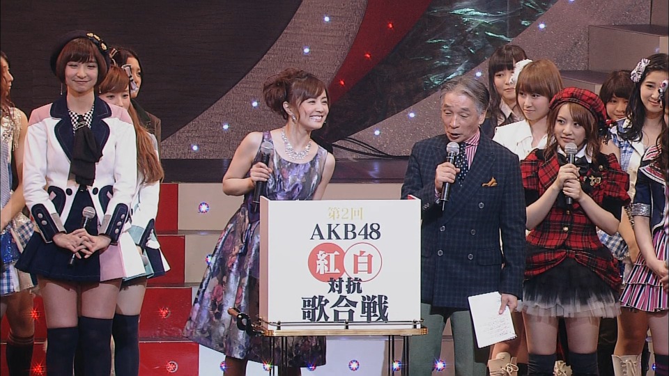 AKB48 – 第2回AKB48紅白対抗歌合戦(2013) 1080P蓝光原盘[2BD BDISO