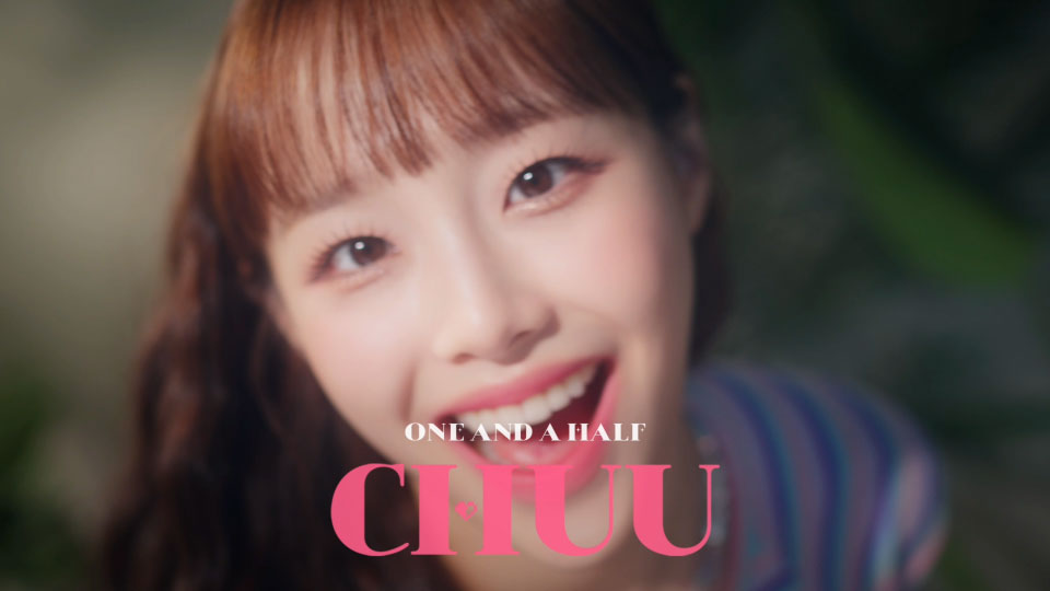 CHUU – ONE AND A HALF (Bugs!) (官方MV) [1080P 495M]