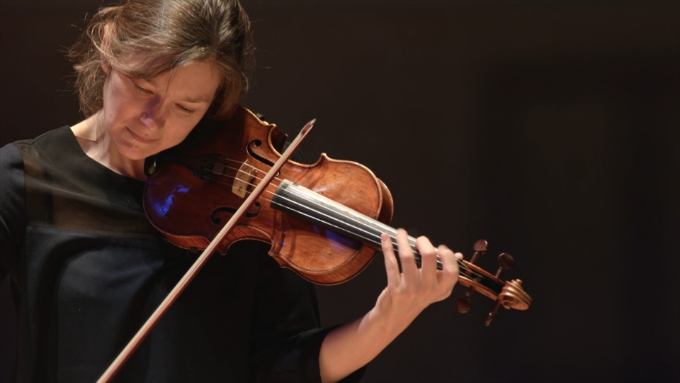 珍妮·杨森 爱上斯特拉迪瓦里 : 十二传奇小提琴曲 Janine Jansen – Falling for Stradivari : 12 Legendary Violins (2022) 1080P蓝光原盘 [BDMV 21.4G]Blu-ray、古典音乐会、蓝光演唱会6