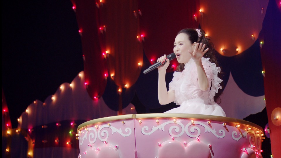 松田聖子 – Seiko Matsuda Concert Tour 2022 “My Favorite Singles & Best Songs” at Saitama Super Arena (2022) 1080P蓝光原盘 [BDISO 31.4G]Blu-ray、日本演唱会、蓝光演唱会10