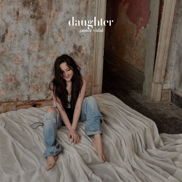 卫兰 – DAUGHTER (2022) [FLAC 24bit／48kHz]