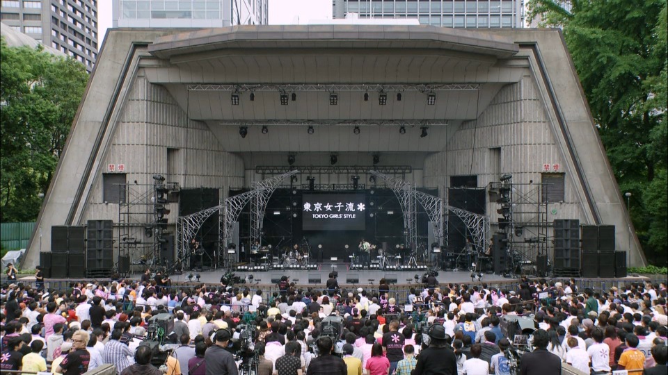 東京女子流– TOKYO GIRLS′ STYLE 2nd JAPAN TOUR 2012 ~Limited