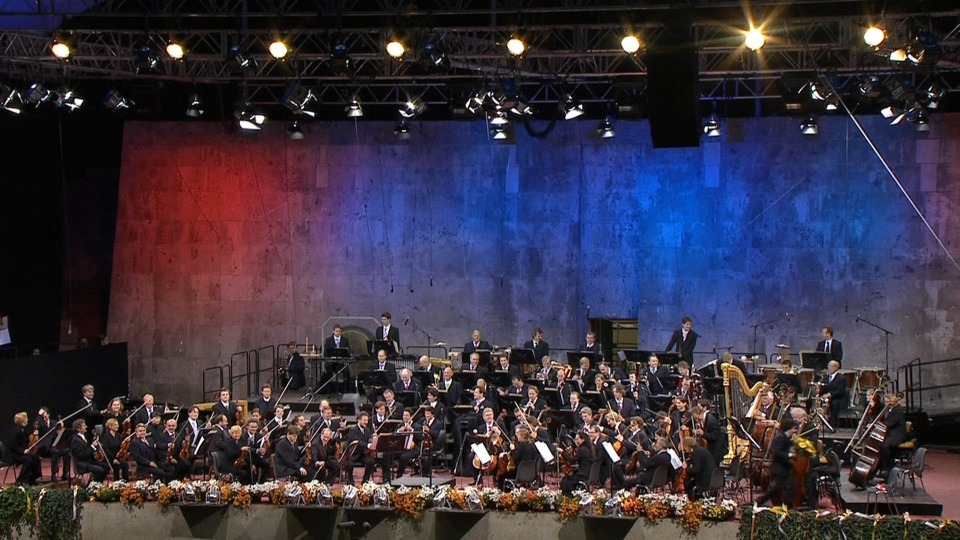 柏林森林音乐会 Waldbühne 2008 : Los Ritmos De La Noche (Gustavo Dudamel, Berliner Philharmoniker) (2022) 1080P蓝光原盘 [BDMV 20.8G]Blu-ray、古典音乐会、蓝光演唱会10