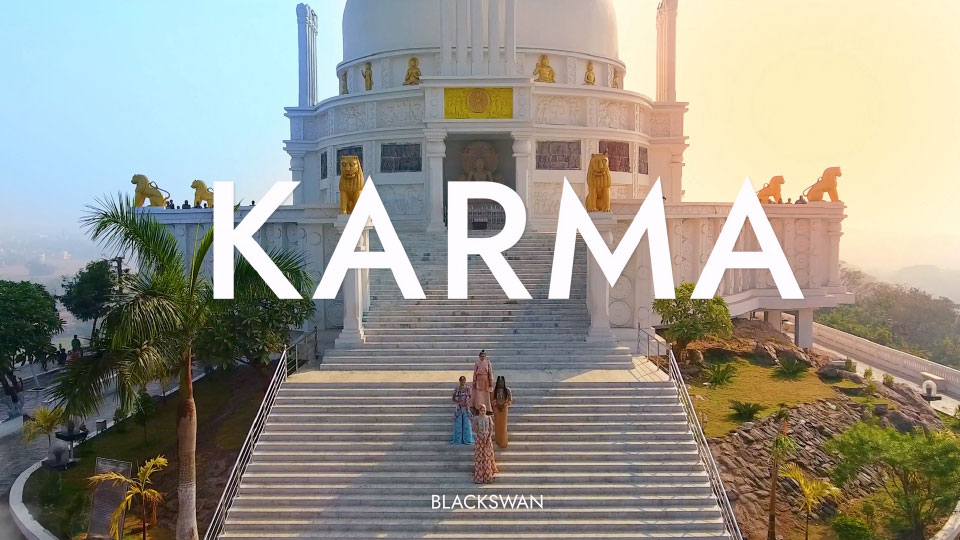 [4K] BLACKSWAN – Karma (Bugs!) (官方MV) [2160P 1.81G]