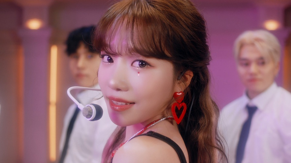 [4K] JO YURI – Loveable [#OUTNOW Performance] (Vimeo) (官方MV) [2160P 1.2G]