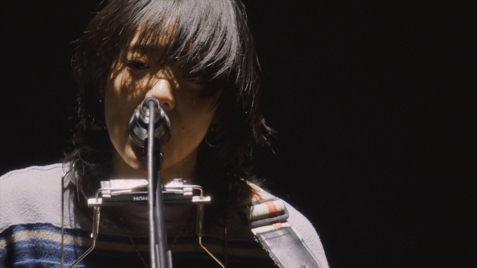 爱缪 (あいみょん) – AIMYON 弾き語り TOUR 2021 傷と悪魔と恋を