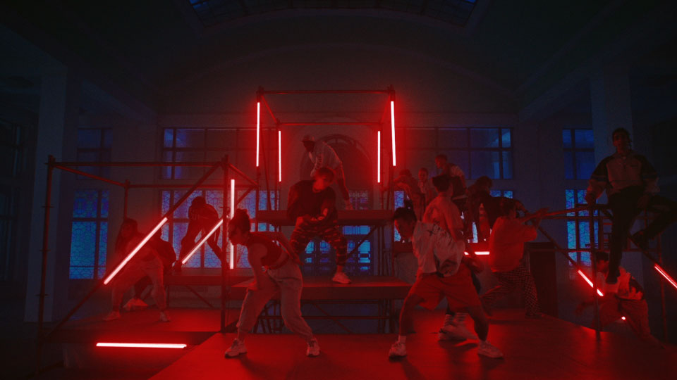 [PR/4K] Tony Igy – Astronomia (Never Go Home) (官方MV) [ProRes] [2160P 14.9G]