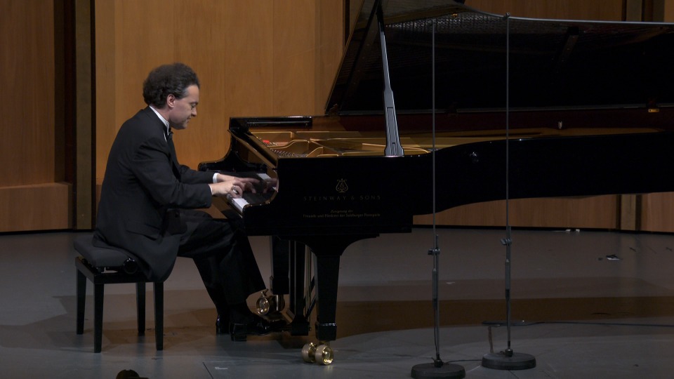 叶甫格尼基辛 钢琴独奏音乐会 Evgeny Kissin – The Salzburg Recital (2023) 1080P蓝光原盘 [BDMV 22.5G]Blu-ray、古典音乐会、蓝光演唱会6