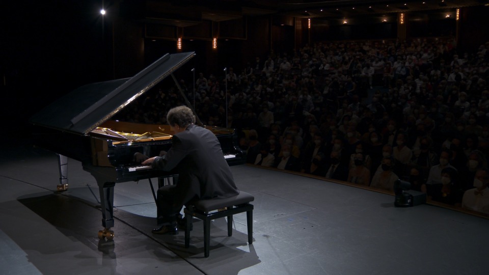 叶甫格尼基辛 钢琴独奏音乐会 Evgeny Kissin – The Salzburg Recital (2023) 1080P蓝光原盘 [BDMV 22.5G]Blu-ray、古典音乐会、蓝光演唱会10