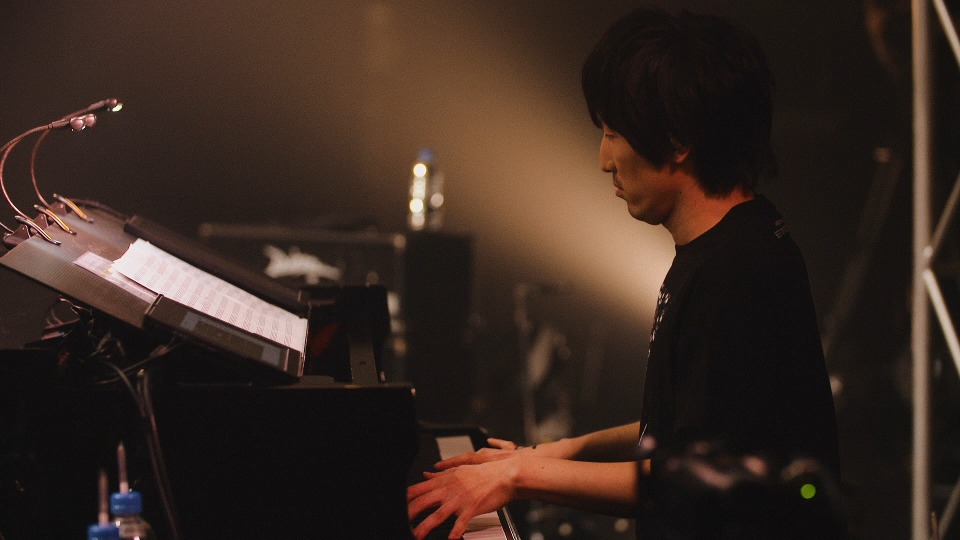SawanoHiroyuki[nZk] – 澤野弘之 LIVE BEST OF VOCAL WORKS [nZk] (2021) 1080P蓝光原盘 [CD+BD BDISO 21.4G]Blu-ray、日本演唱会、蓝光演唱会4