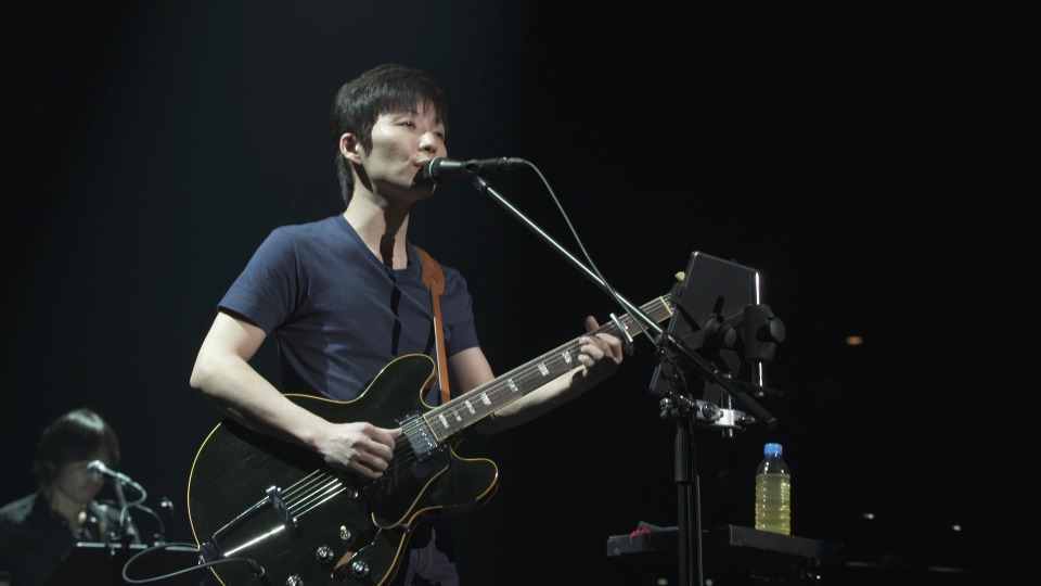 星野源 STRANGER IN BUDOKAN 3159219c-0493-4bc2-844f-