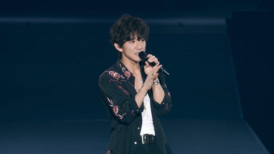 木村拓哉– TAKUYA KIMURA Live Tour 2020 Go with the Flow