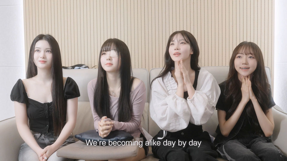 4K] tripleS – Polaroid (by NaKyoung, Mayu, ShiOn, ChaeWon