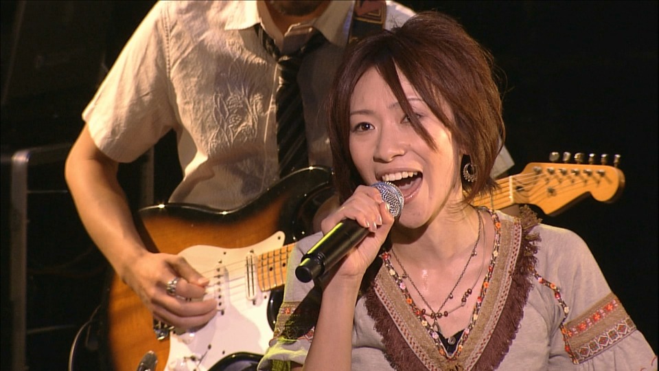 Suara LIVE 2008~太陽と月の調べ~ [DVD] 2mvetro Amazon.co.jp: Suara LIVE 2008~太陽と月の調べ~ [Blu-ray