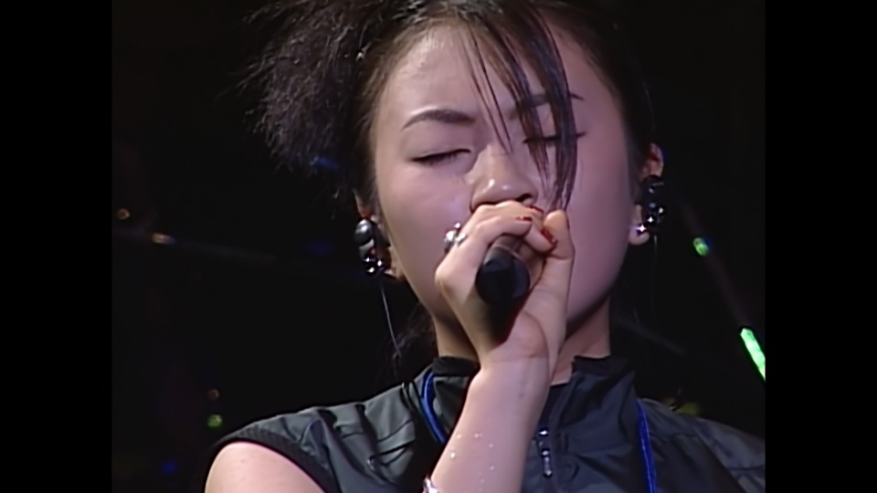 宇多田ヒカル – HIKARU UTADA LIVE CHRONICLES Luv Live 1999 (2025) 1080P蓝光原盘 [BDISO 18.6G]Blu-ray、日本演唱会、蓝光演唱会8