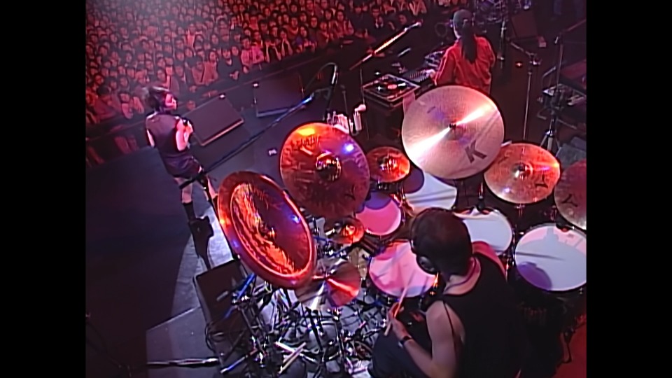 宇多田ヒカル – HIKARU UTADA LIVE CHRONICLES Luv Live 1999 (2025) 1080P蓝光原盘 [BDISO 18.6G]Blu-ray、日本演唱会、蓝光演唱会10