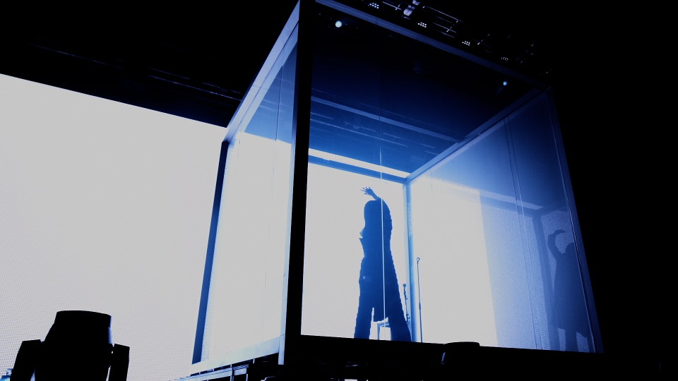 Ado – Ado 1st Live「喜劇」Adoのベストアドバム [初回限定喜劇盤