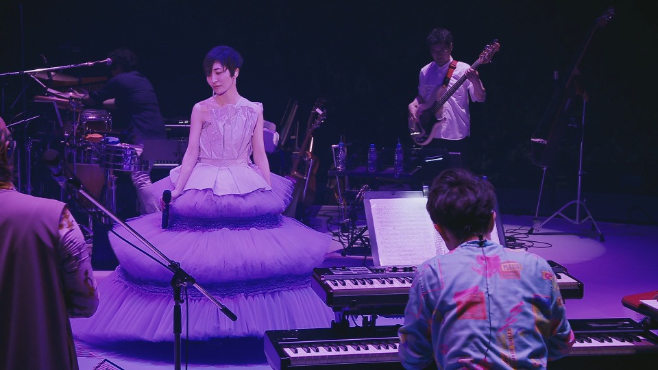 坂本真绫– 坂本真綾25周年記念LIVE「約束はいらない」at 横浜アリーナ